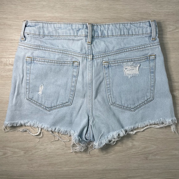 Forever 21 Denim shorts - Picture 4 of 4